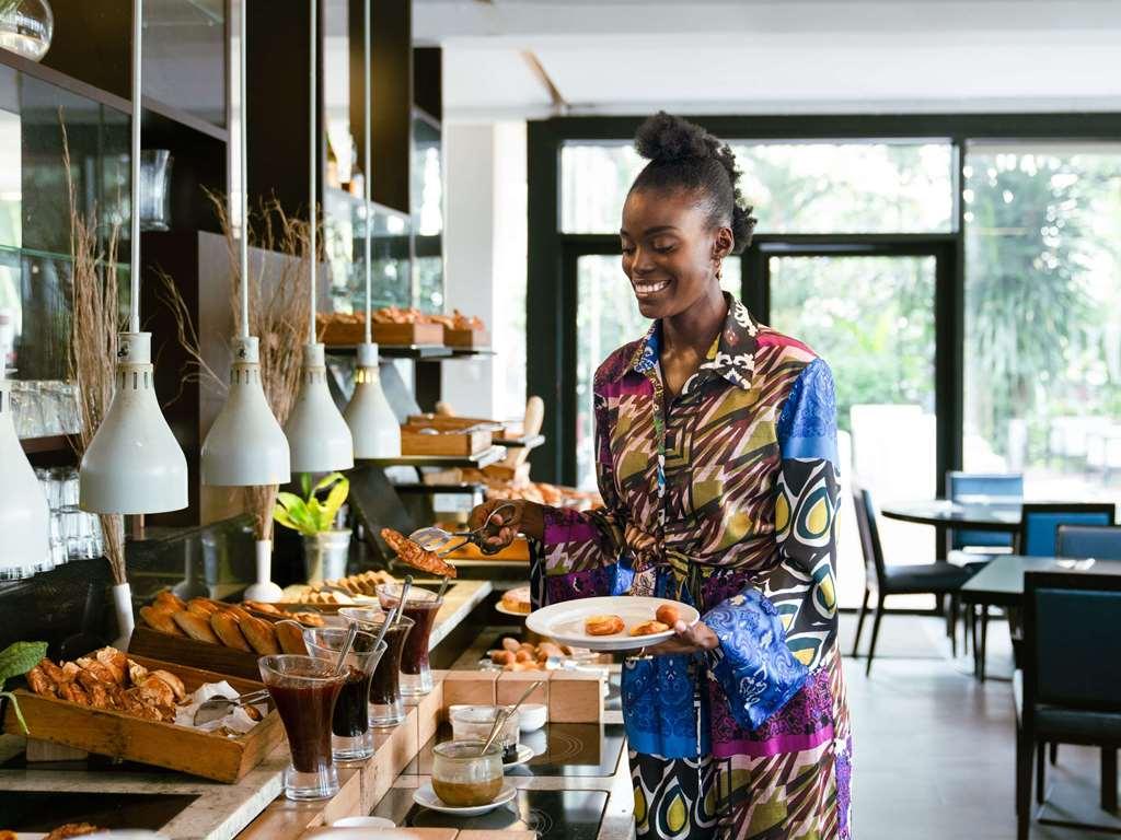 Novotel Abidjan Plateau Restaurant foto
